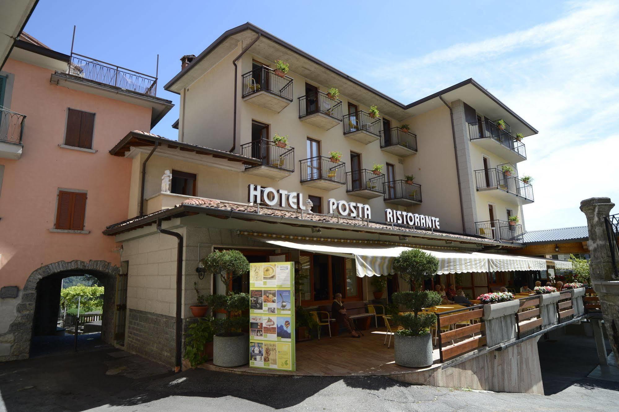 Hotel Posta 로타 들마냐 외부 사진