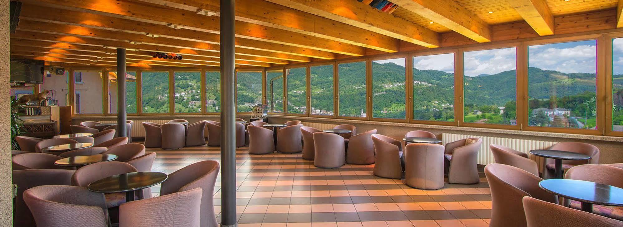 Hotel Posta 로타 들마냐 외부 사진
